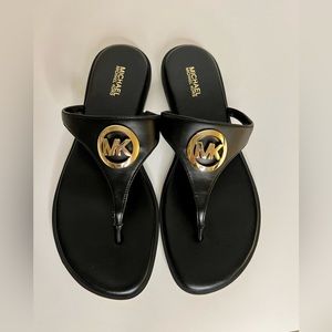 MICHAEL KORS Flat Leather Sandal, women’s size 8